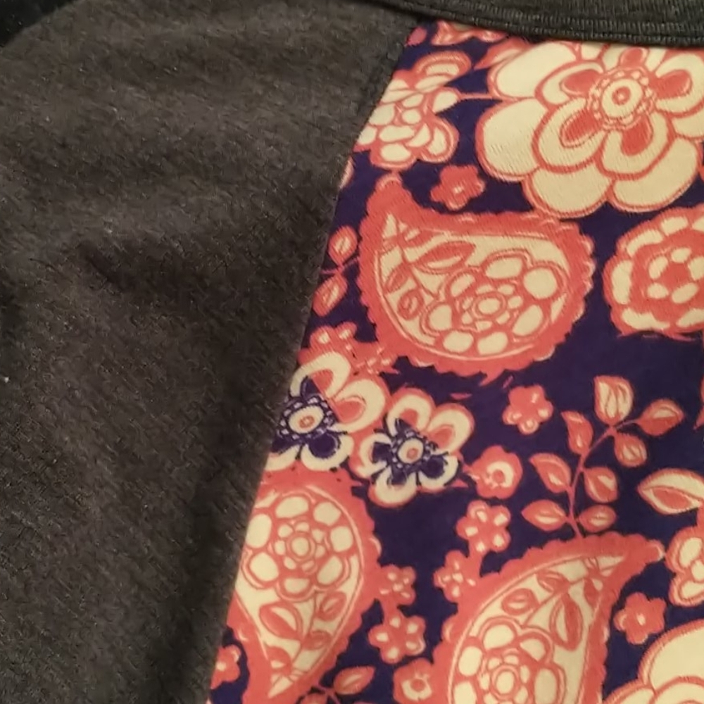 Lularoe XL Randy top - Picture 3 of 4